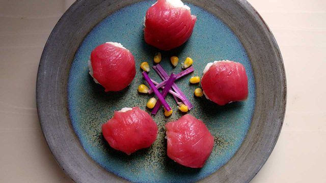 Plum-blossom-shaped sushi